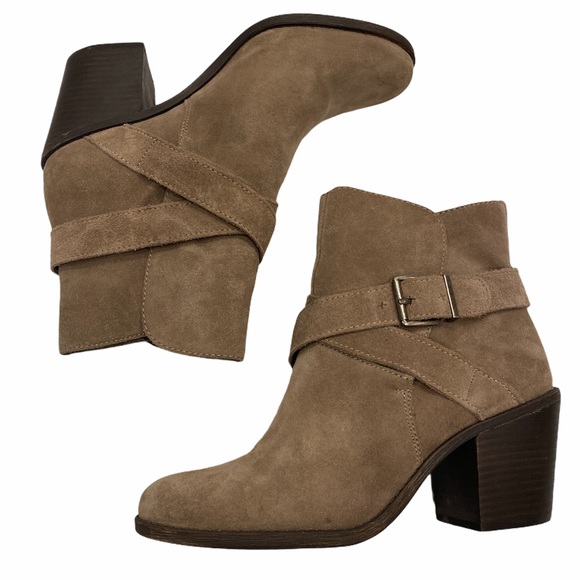 BCBGeneration Aries taupe wraparound ankle boots - Picture 3 of 7